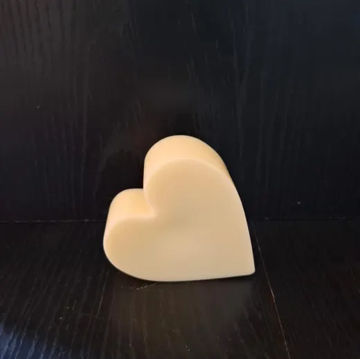 Vela corazon rojo