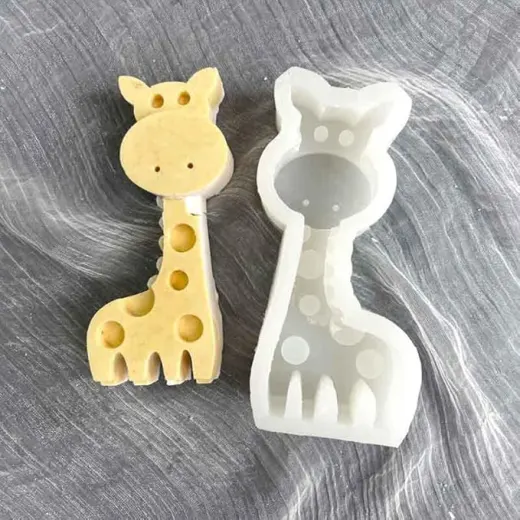 MOLDE DE VELA PARA BABY SHOWER EN FORMA DE JIRAFA miniatura 4